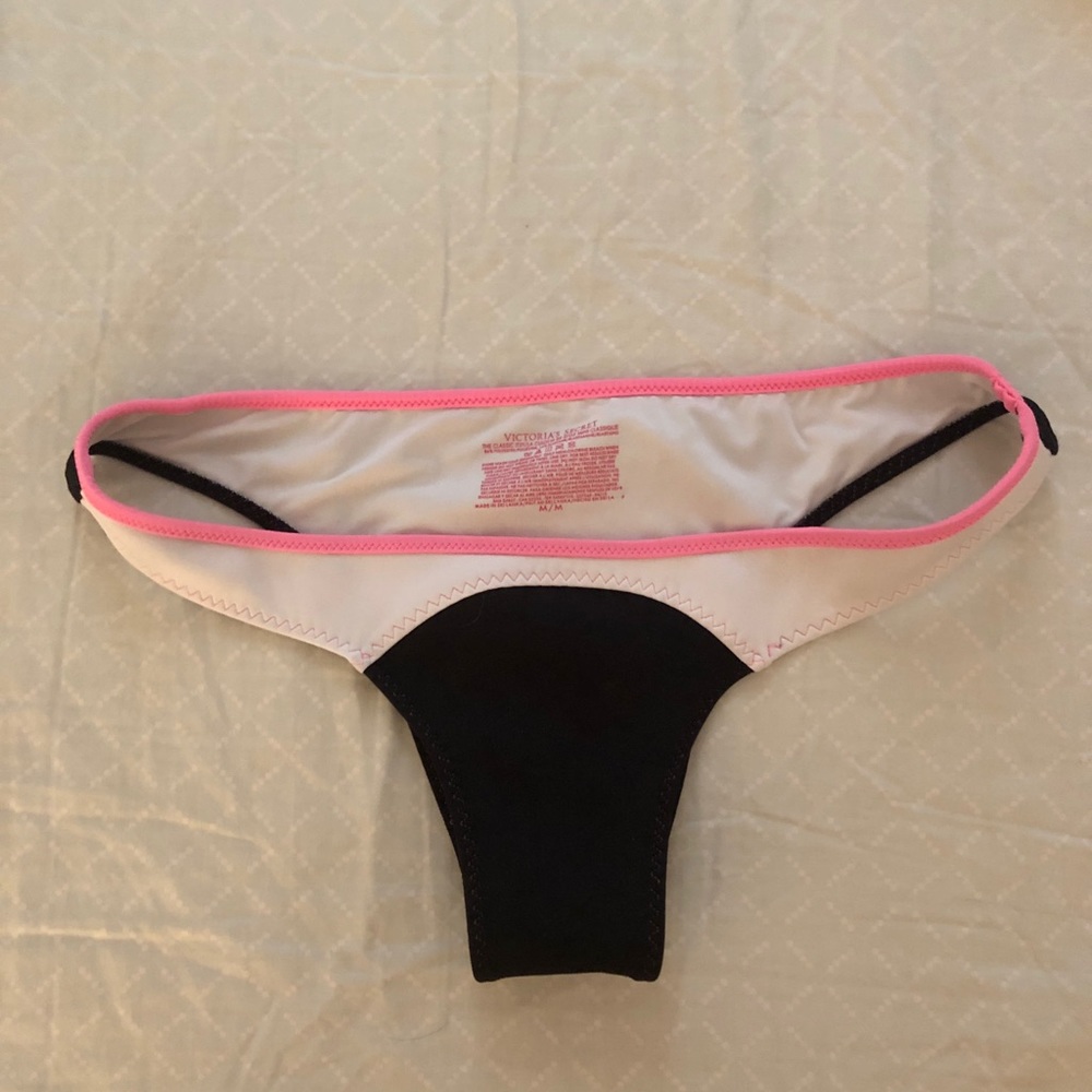 Victoria’s Secret Itsy bikini bottoms M